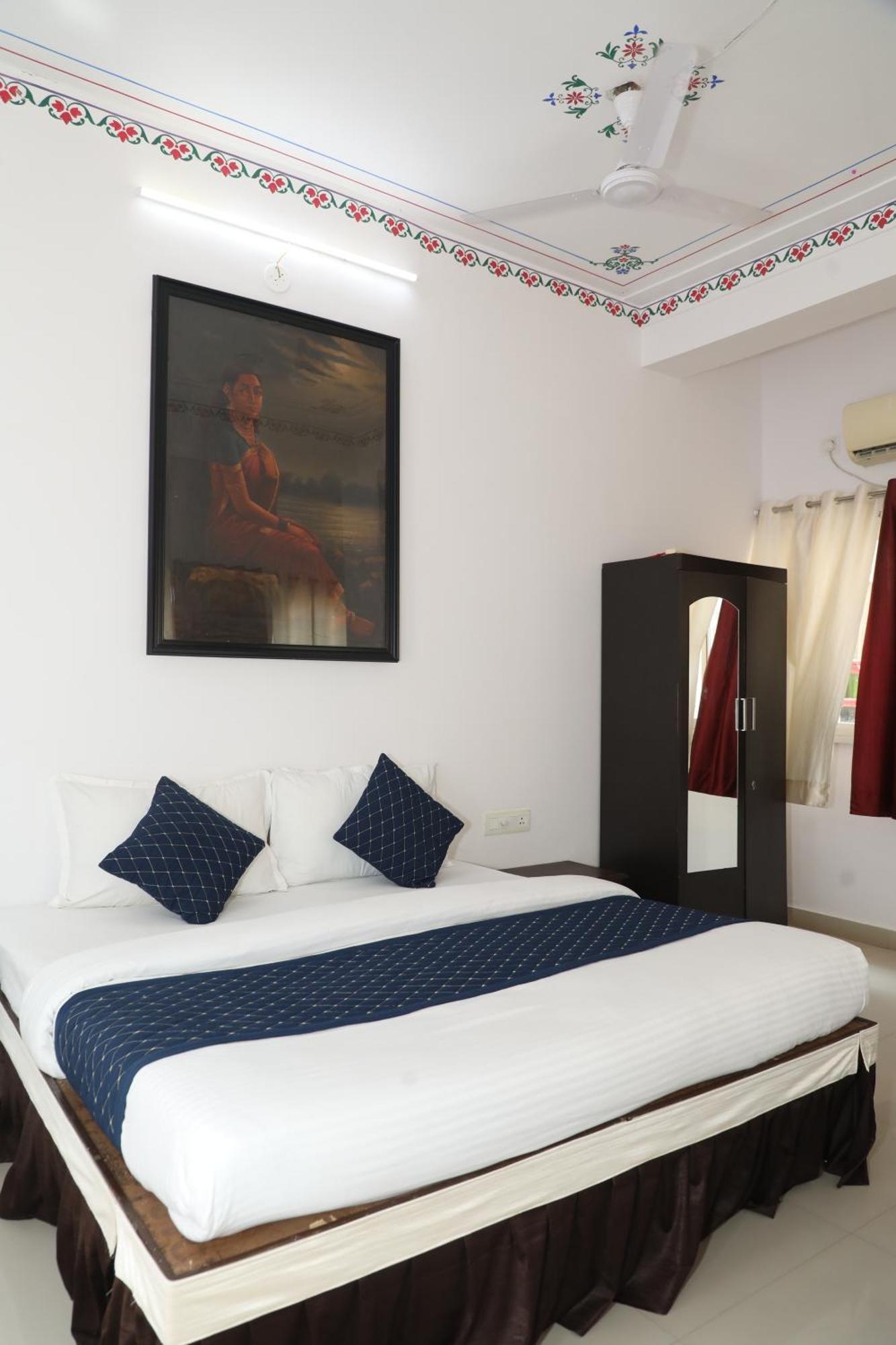 The Mama Hotel - Rooms And Dormitory Udaipur Exterior foto