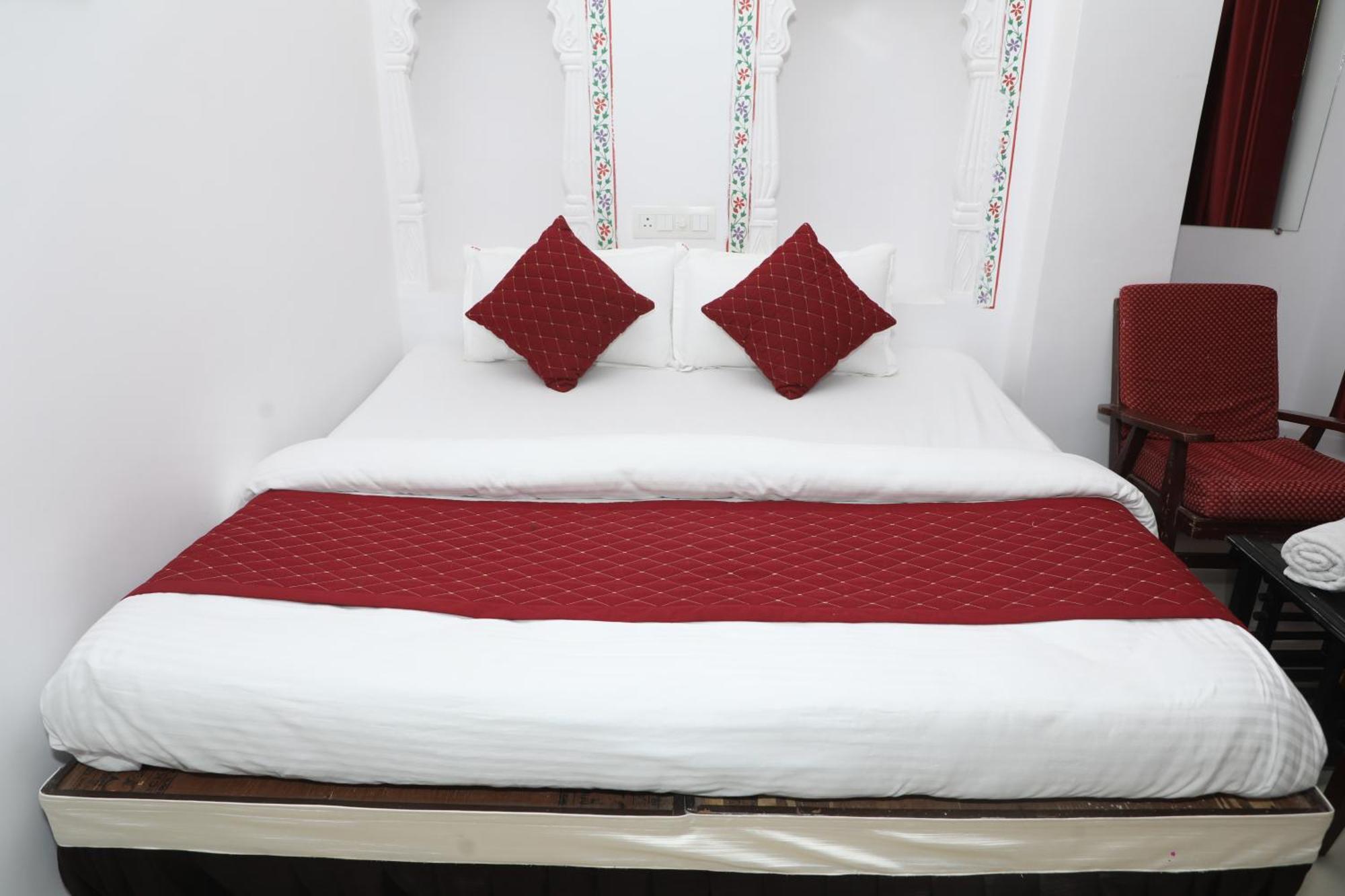The Mama Hotel - Rooms And Dormitory Udaipur Exterior foto