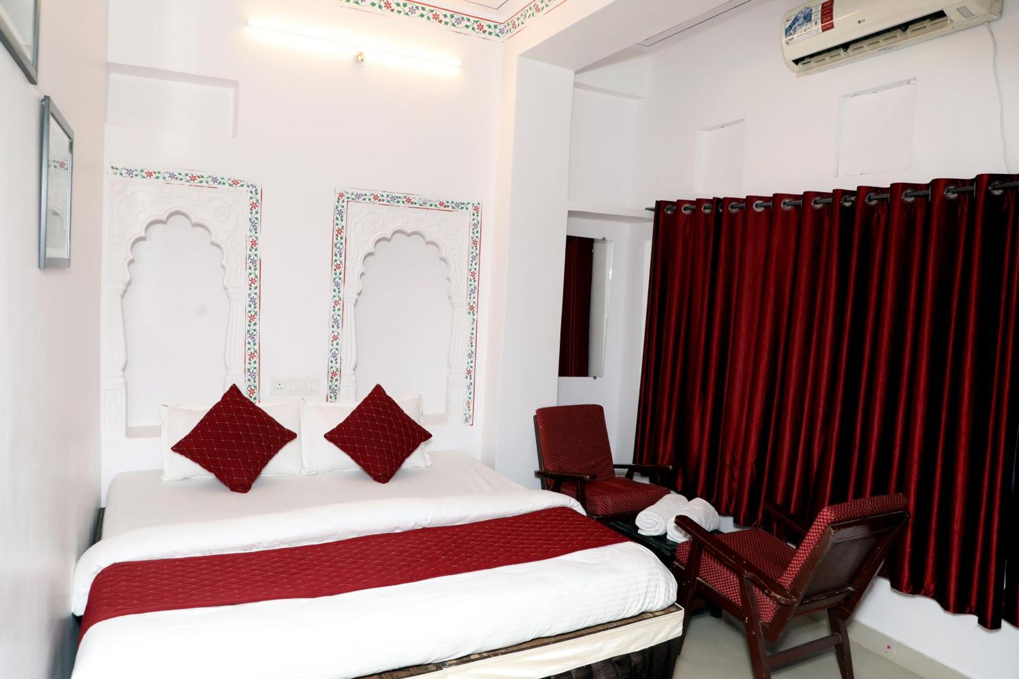 The Mama Hotel - Rooms And Dormitory Udaipur Exterior foto