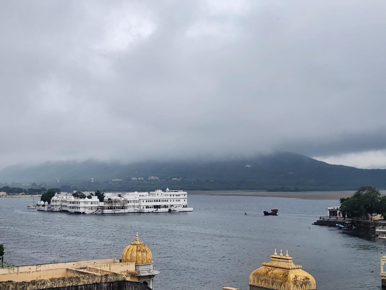 The Mama Hotel - Rooms And Dormitory Udaipur Exterior foto